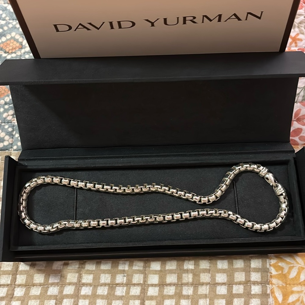 David Yurman Silver box link 20 inch 7.3 mm unisex comes with box